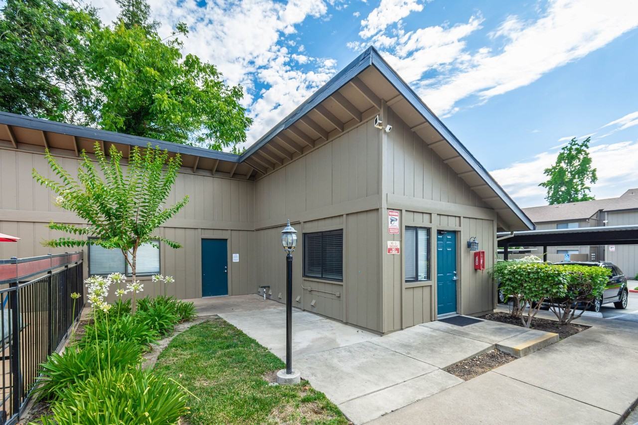 El Camino Real Apartments - Photo 6 of 50