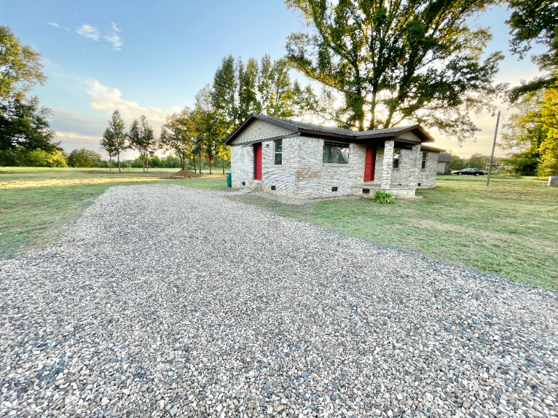 9131 Jacksonville Conway Rd - Photo 3 of 20