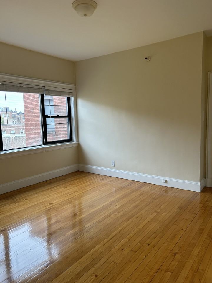 1470 Beacon St #63 - Photo 3 of 19