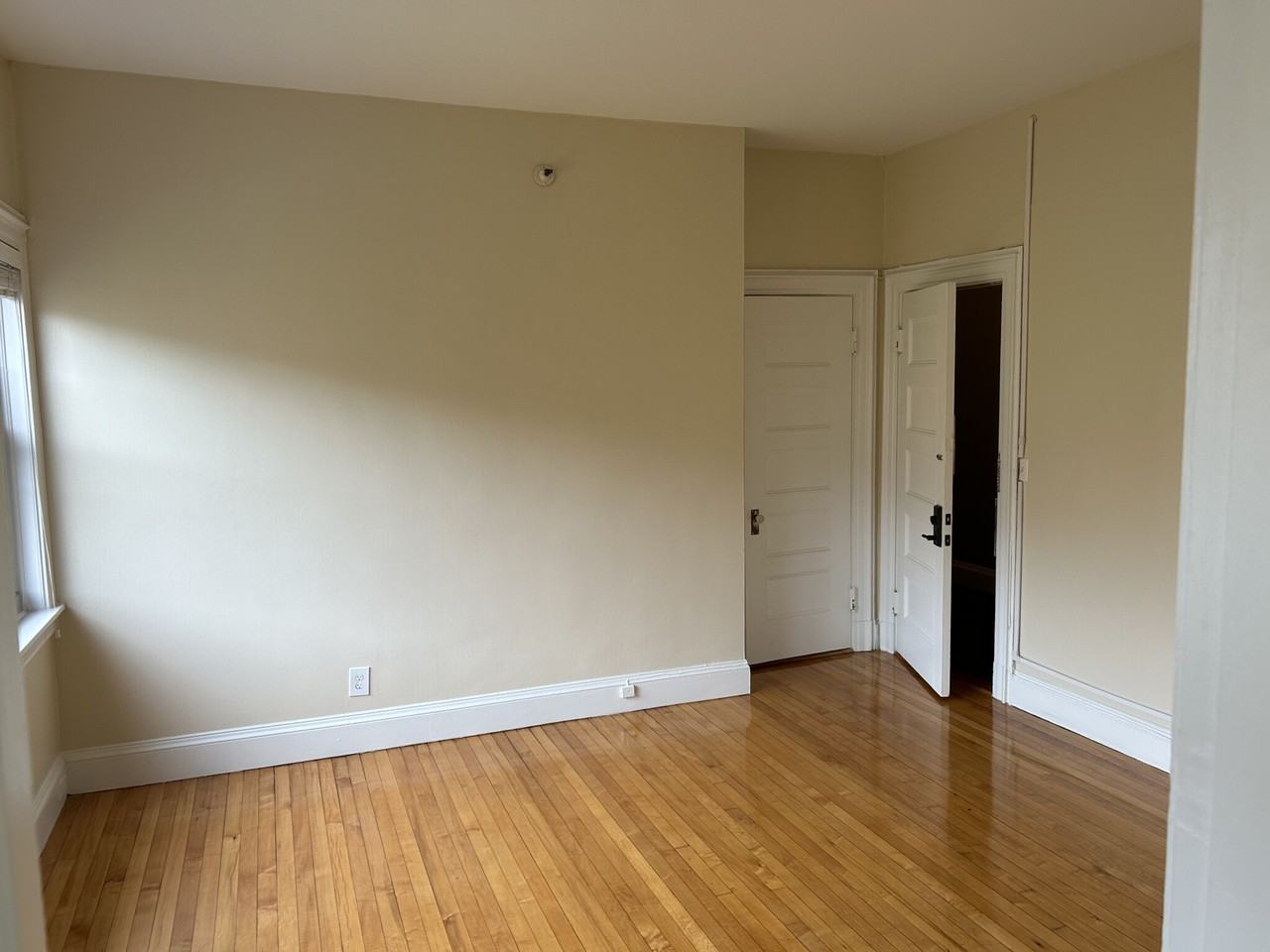 1470 Beacon St #63 - Photo 5 of 19