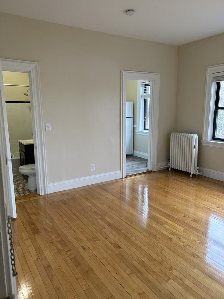 1470 Beacon St #63 - Photo 7 of 19