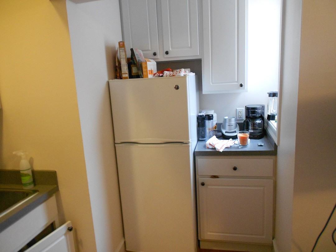 52 Burbank St #13 - Photo 3 of 5