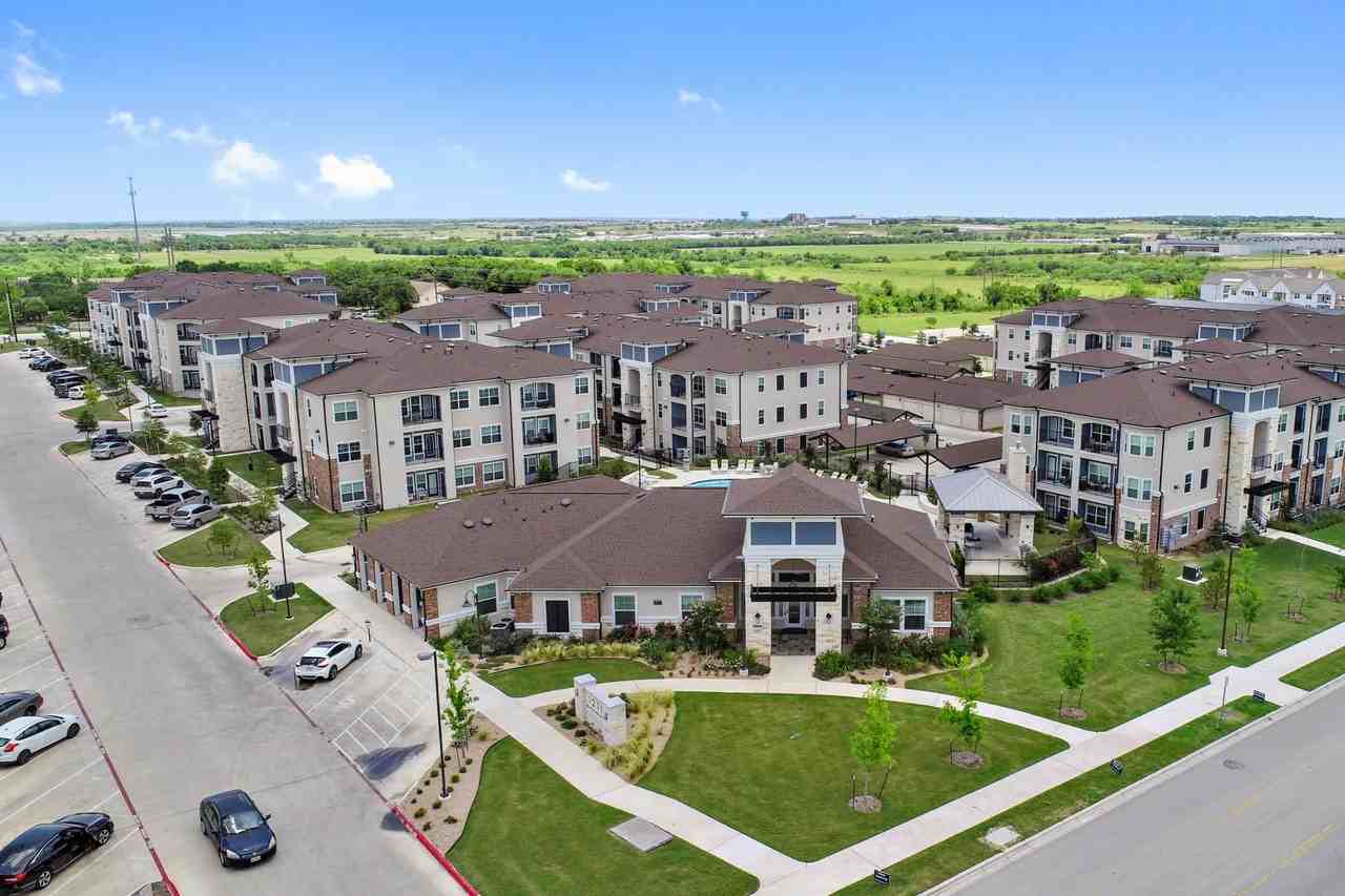 Sadler House 1271 Sadler Dr, San Marcos, TX 78666 Apartment for