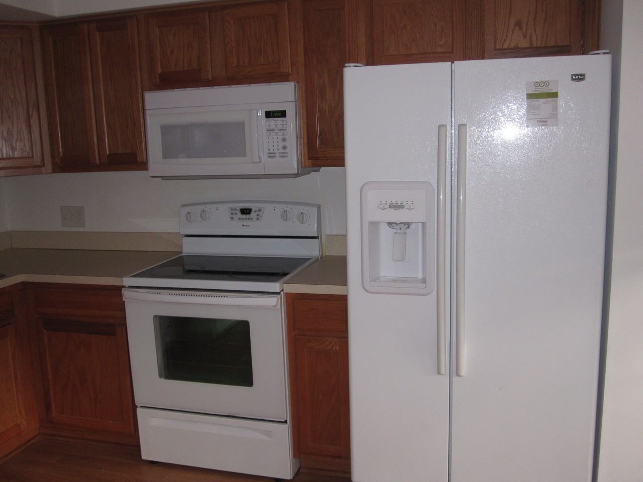 9653 Hastings Dr - Photo 3 of 13