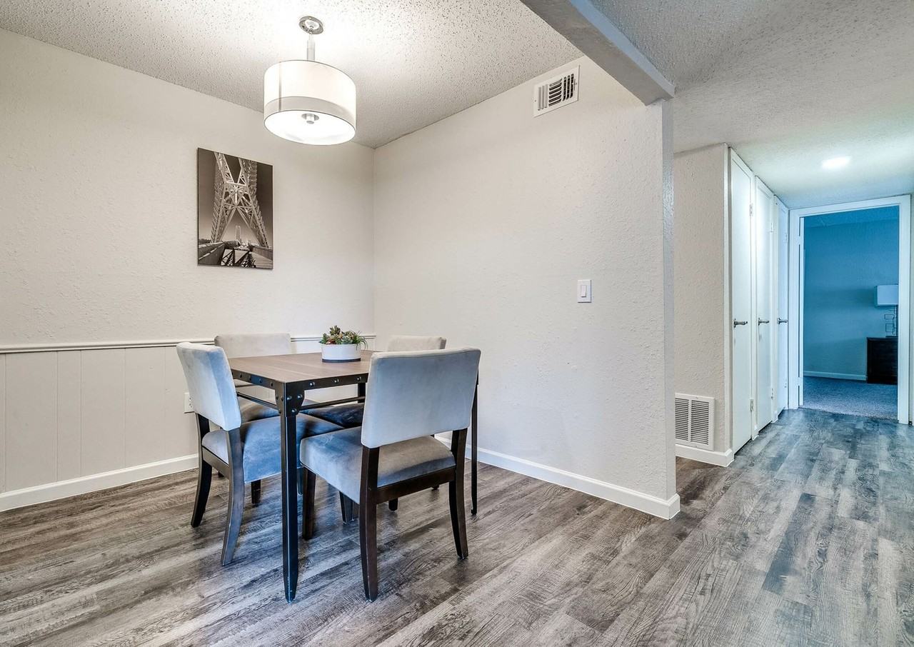 The Izzy - Photo 5 of 29