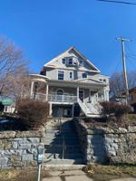 featured image of 611 S Bernard St