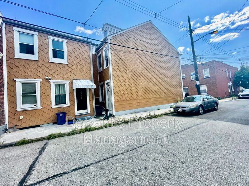 1822 Niggel St #2 - Photo 2 of 14