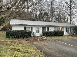 featured image of 110 Collier Ave #110