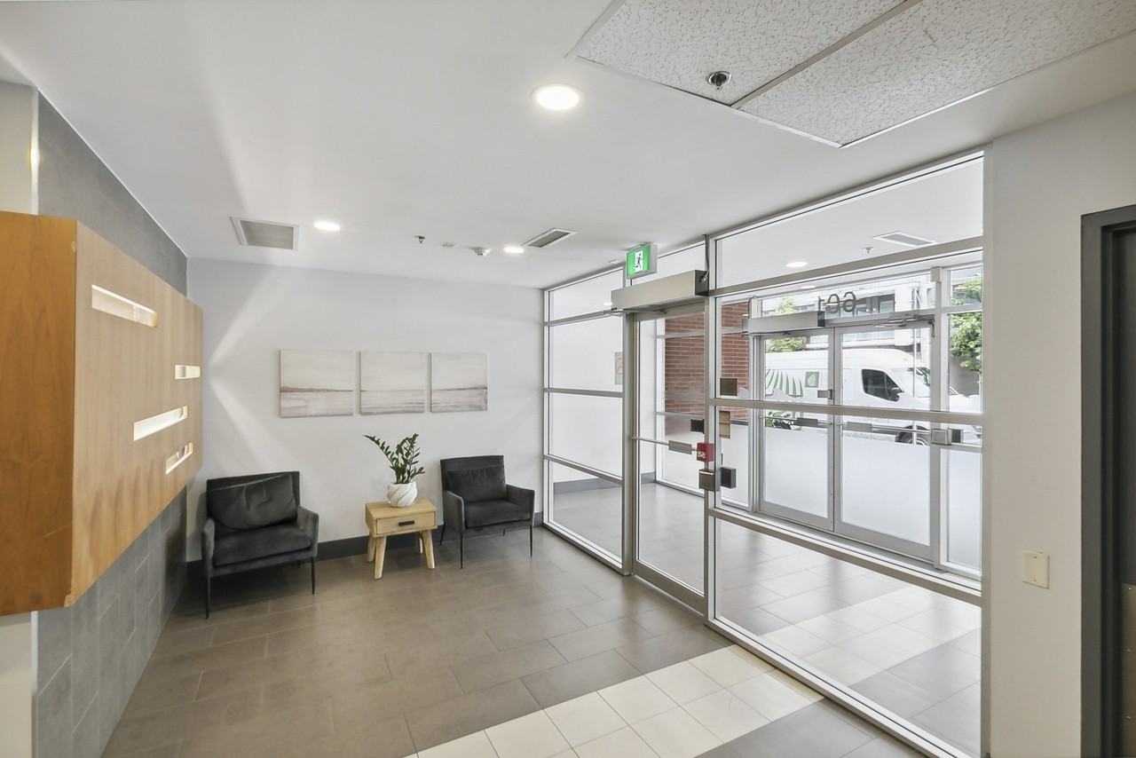 601 Kingston Road #309 - Photo 3 of 25