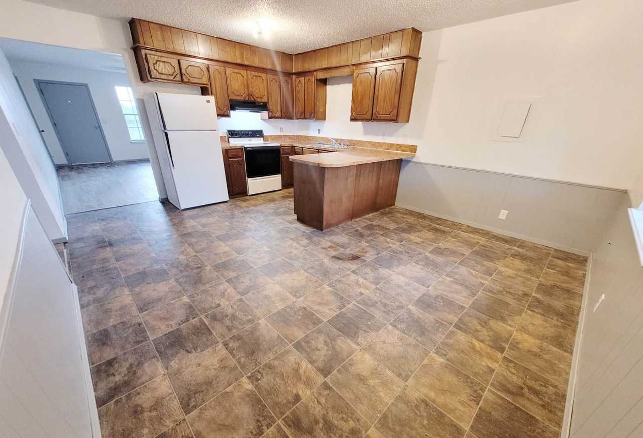 2946 Robert Rd #1 - Photo 2 of 11