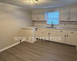 1013 W Oak St #NA - Photo 1 of 1