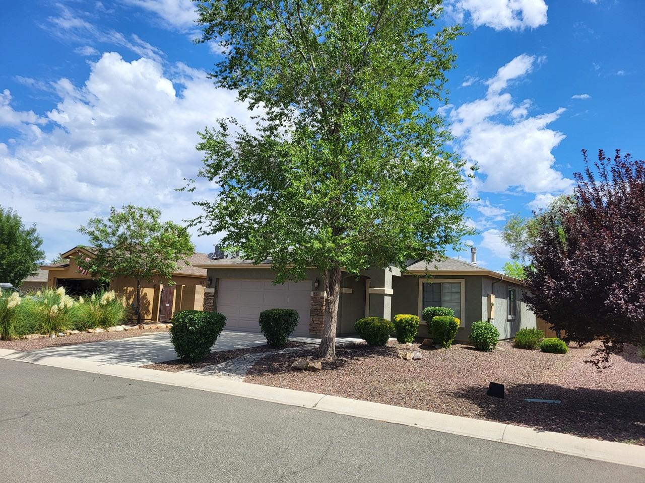 661 Belmont Way #NA - Photo 2 of 21