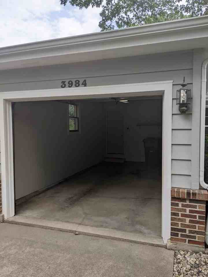3984 Blackstone Ave #NA - Photo 3 of 25