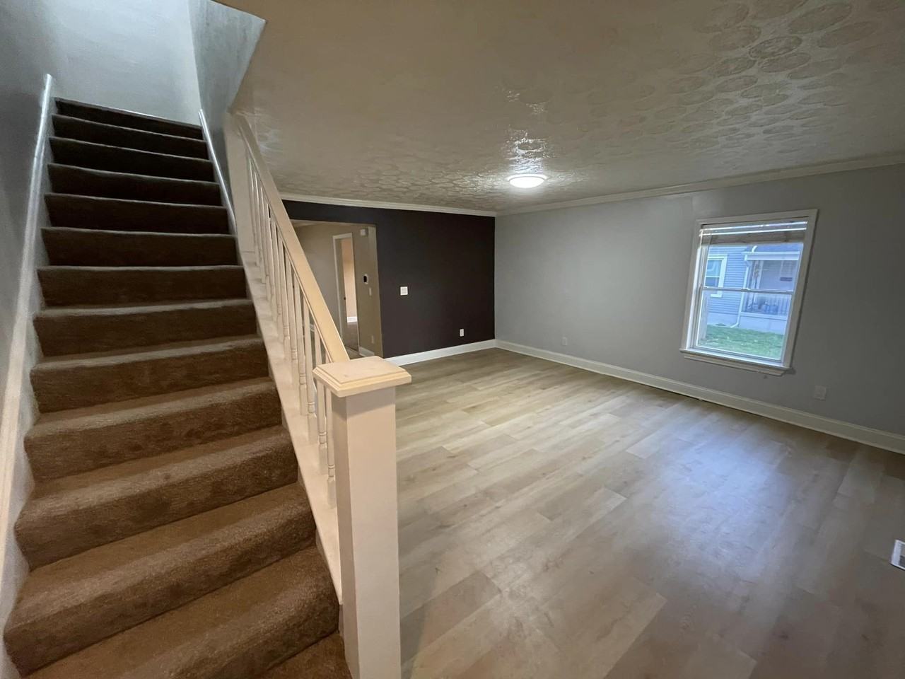 332 E Lincoln St #NA - Photo 2 of 22