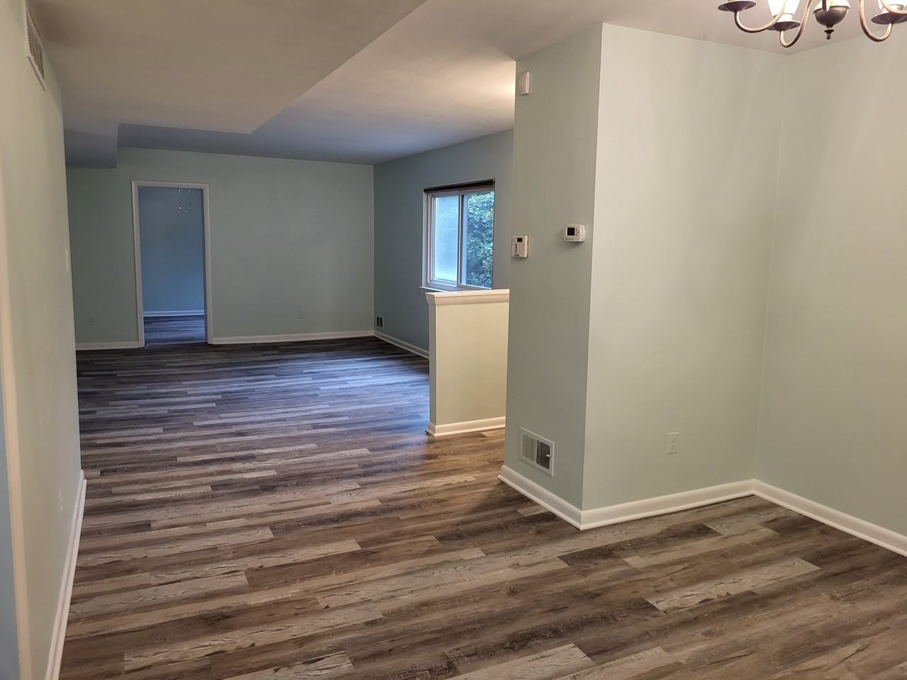 9207 Watson Rd - Photo 3 of 11