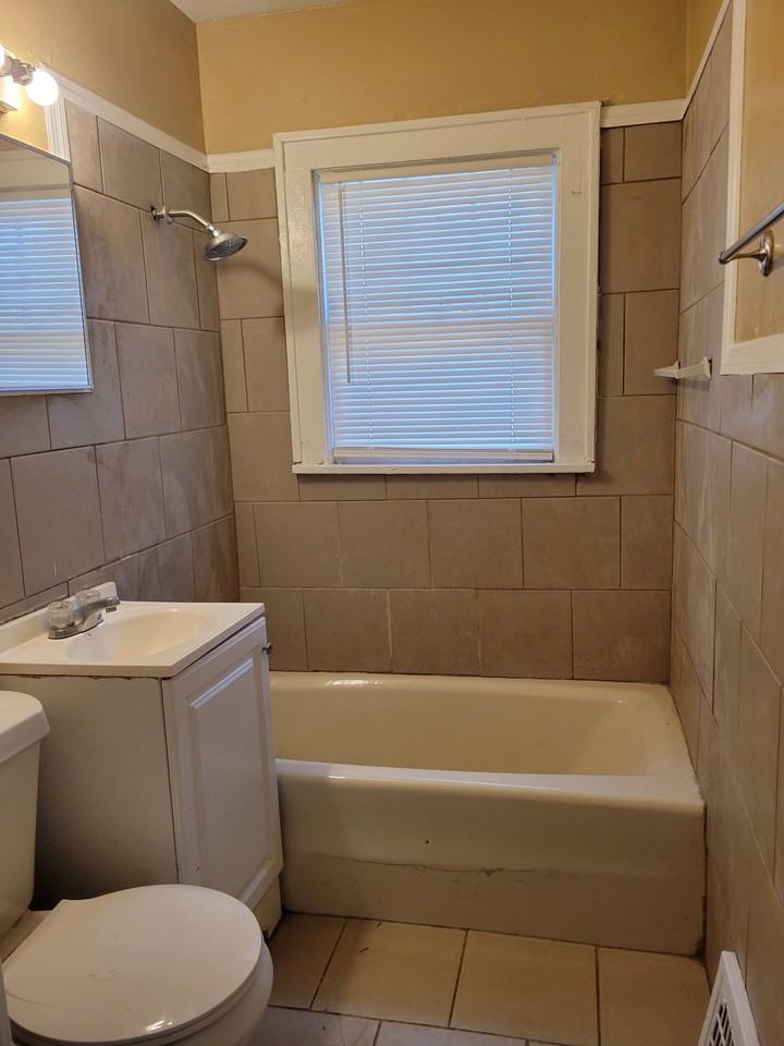 5203 Olive St #NA - Photo 2 of 5