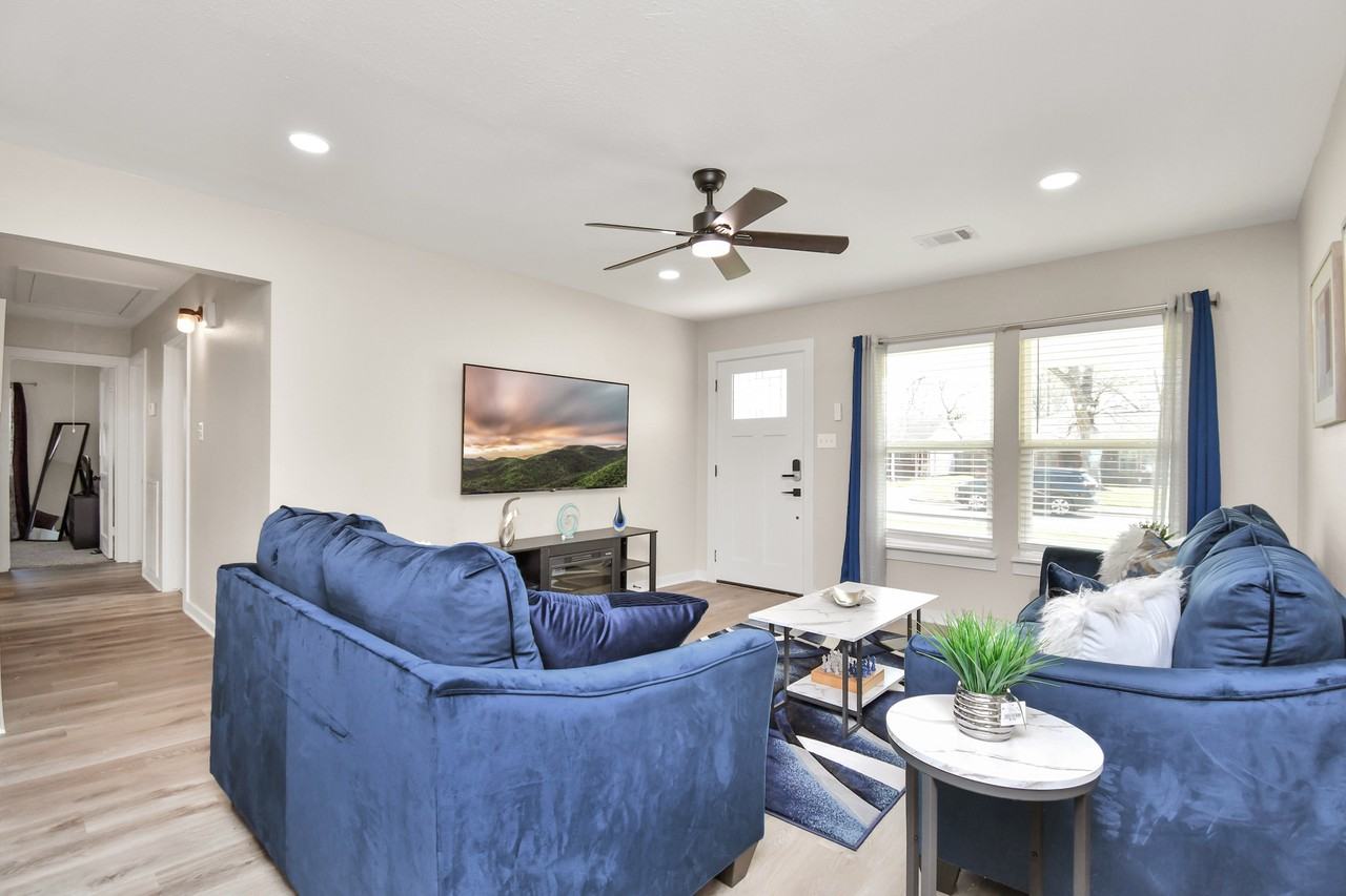 5123 Dewberry Street - Photo 4 of 32