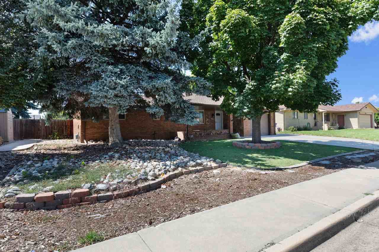 4857 Roosevelt Ave - Photo 4 of 24