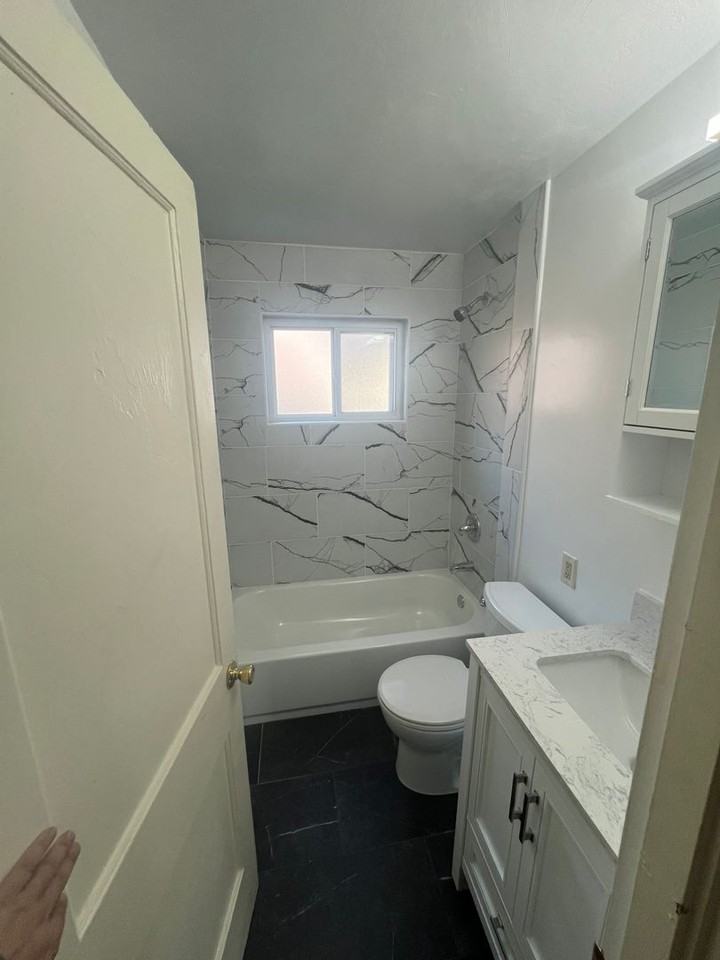 416 Oakland Ave #6 - Photo 6 of 8