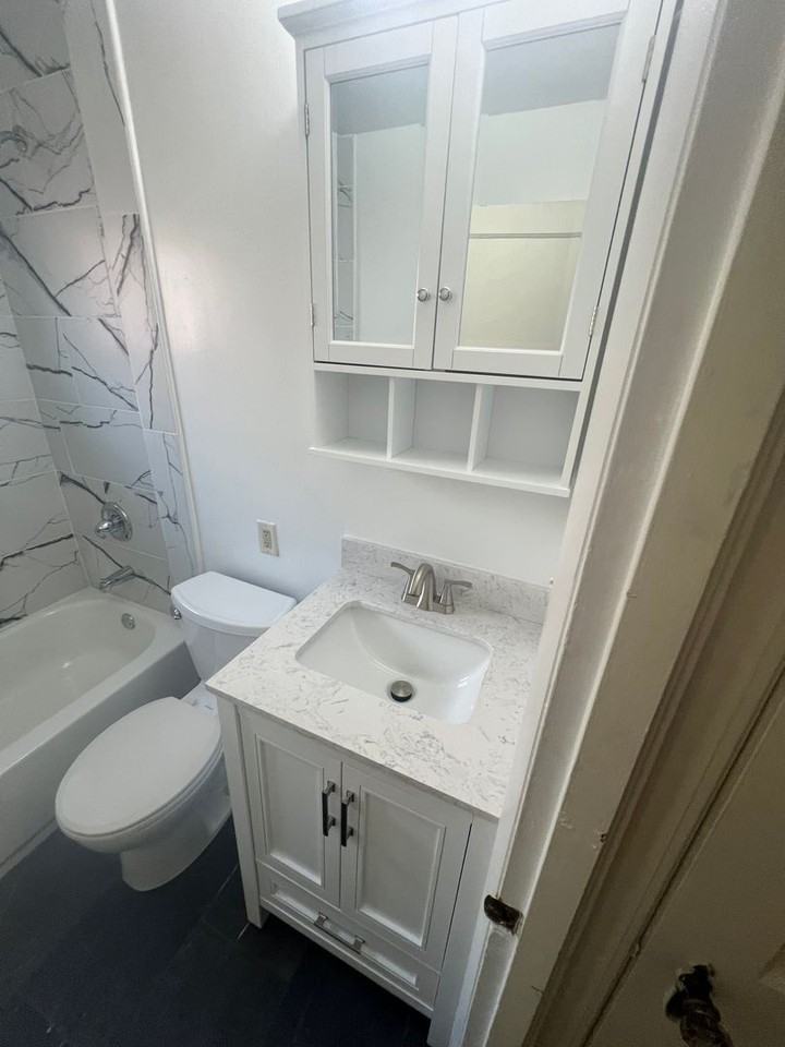 416 Oakland Ave #6 - Photo 7 of 8