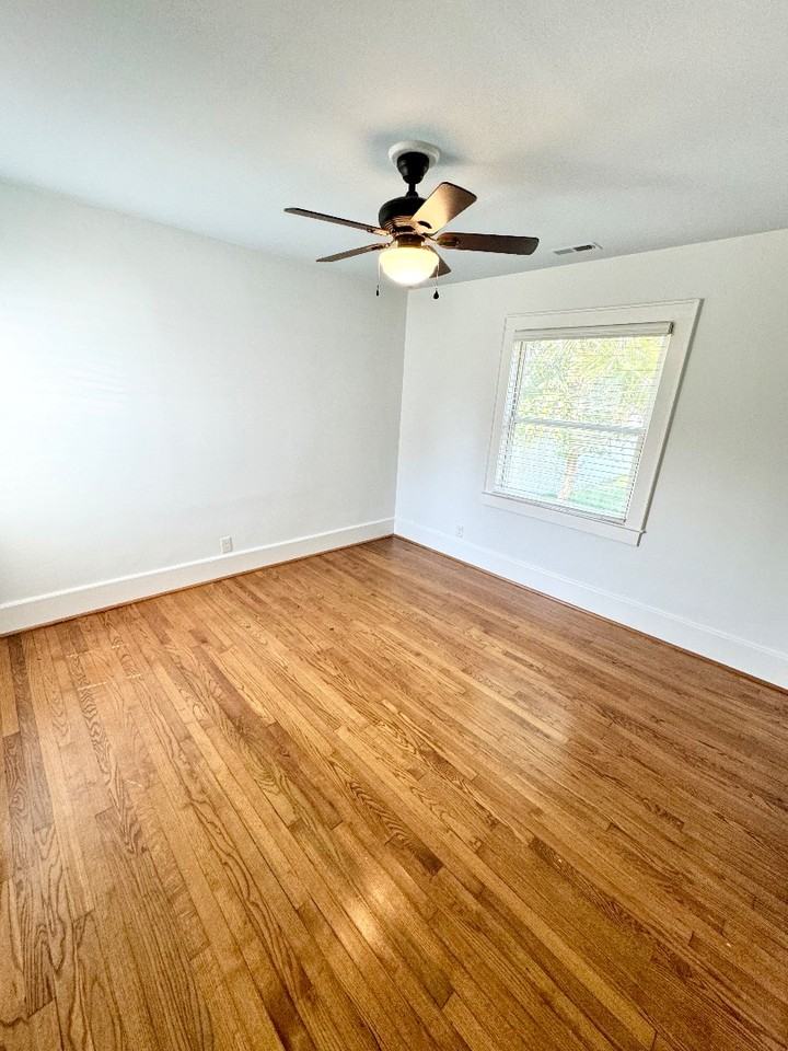 4807 Wrightsville Ave - Photo 7 of 11