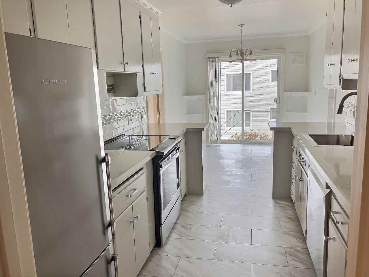 300 Euclid Ave - Photo 3 of 11