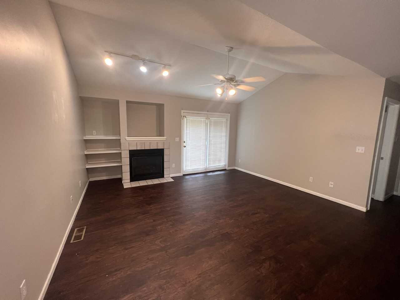 4968 Stoneback Dr #1 - Photo 3 of 18