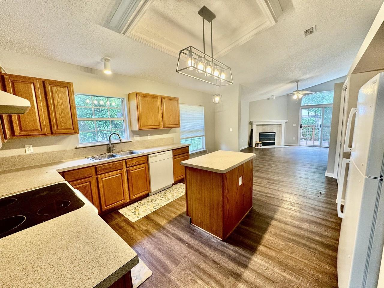 12295 Sumter Square Dr E - Photo 4 of 17