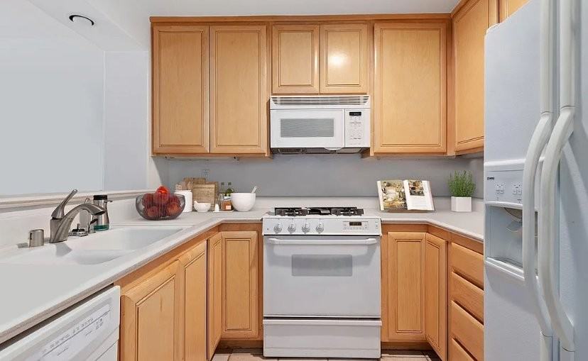 317 Por La Mar Cir - Photo 2 of 10