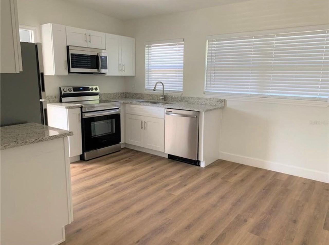 103 Park Dr - Photo 2 of 5