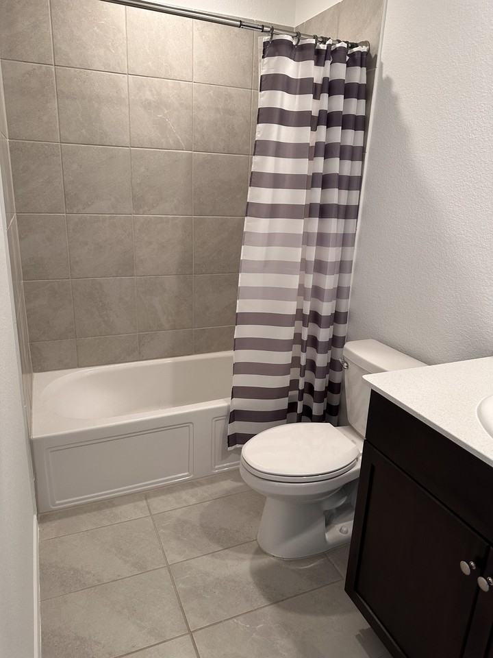 8408 Hollow Bend St #NA - Photo 4 of 17