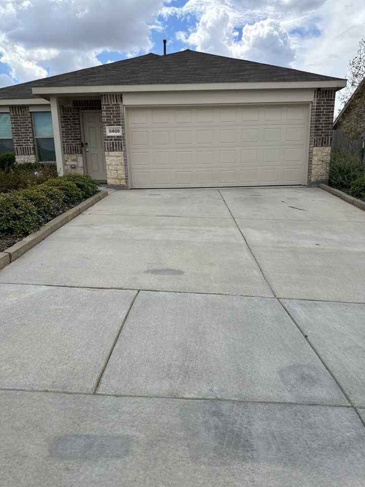 8408 Hollow Bend St #NA - Photo 5 of 17