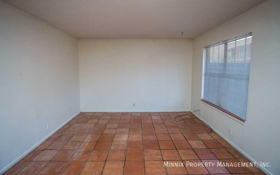 Whispering Oaks 1904 N. Midland - Photo 4 of 47