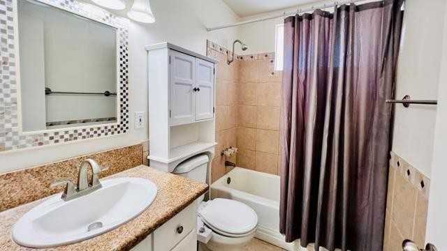 38260 Charlesworth Dr - Photo 2 of 8