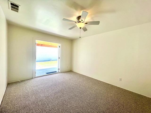 38260 Charlesworth Dr - Photo 3 of 8