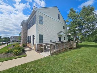 1798 Merlot Dr ##B - Photo 2 of 22