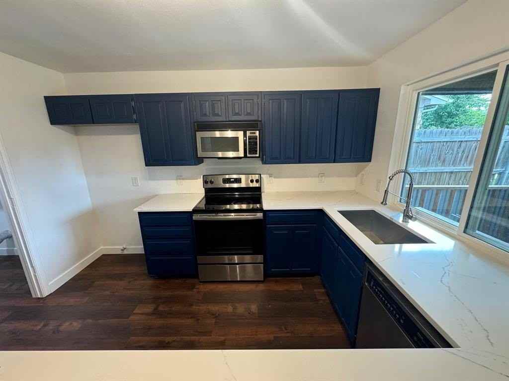 933 Freestone Dr - Photo 7 of 18