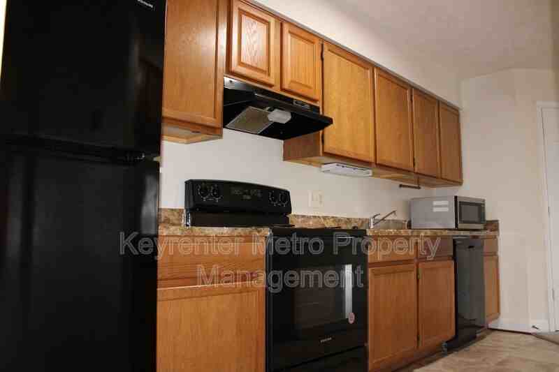 6100 Saint Ignatius Dr #2304 - Photo 4 of 15