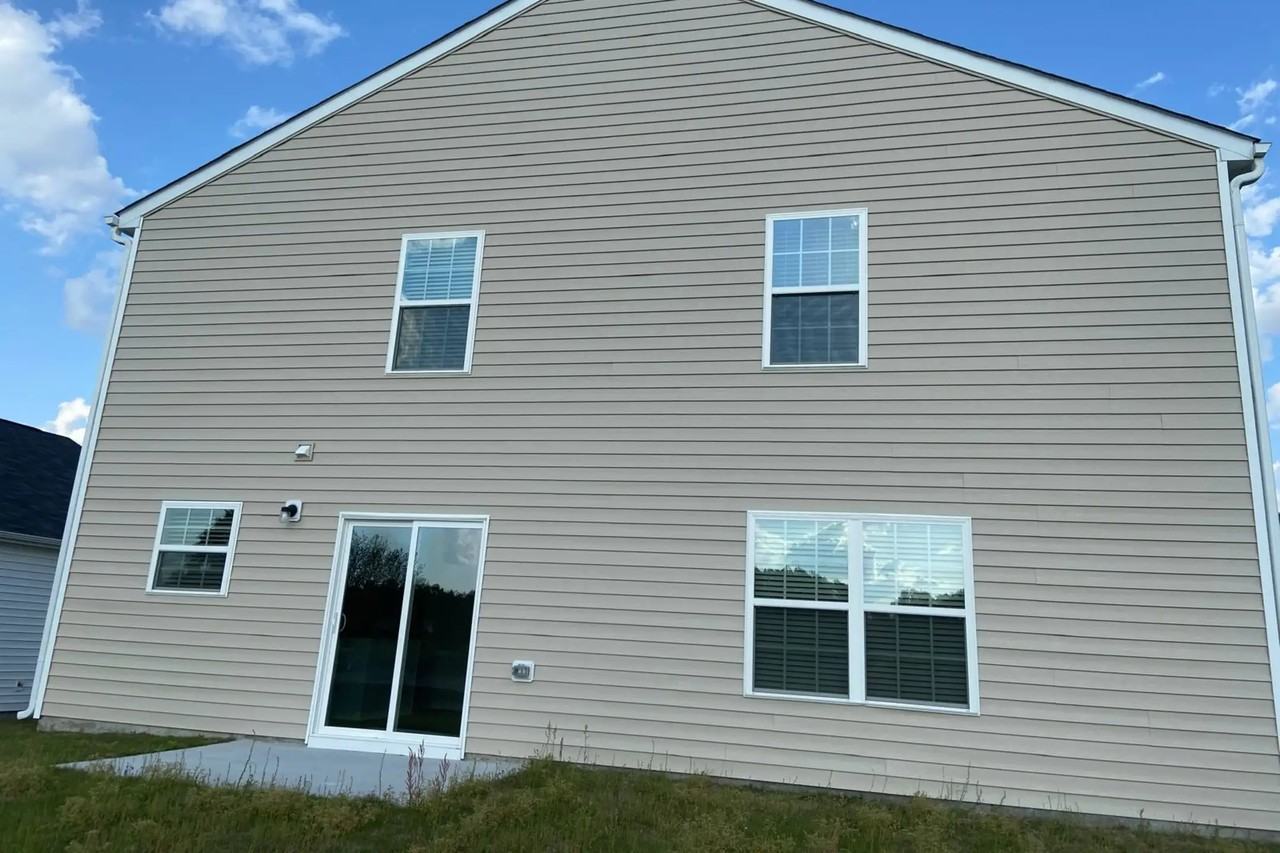 1224 Riverstone Dr - Photo 2 of 23