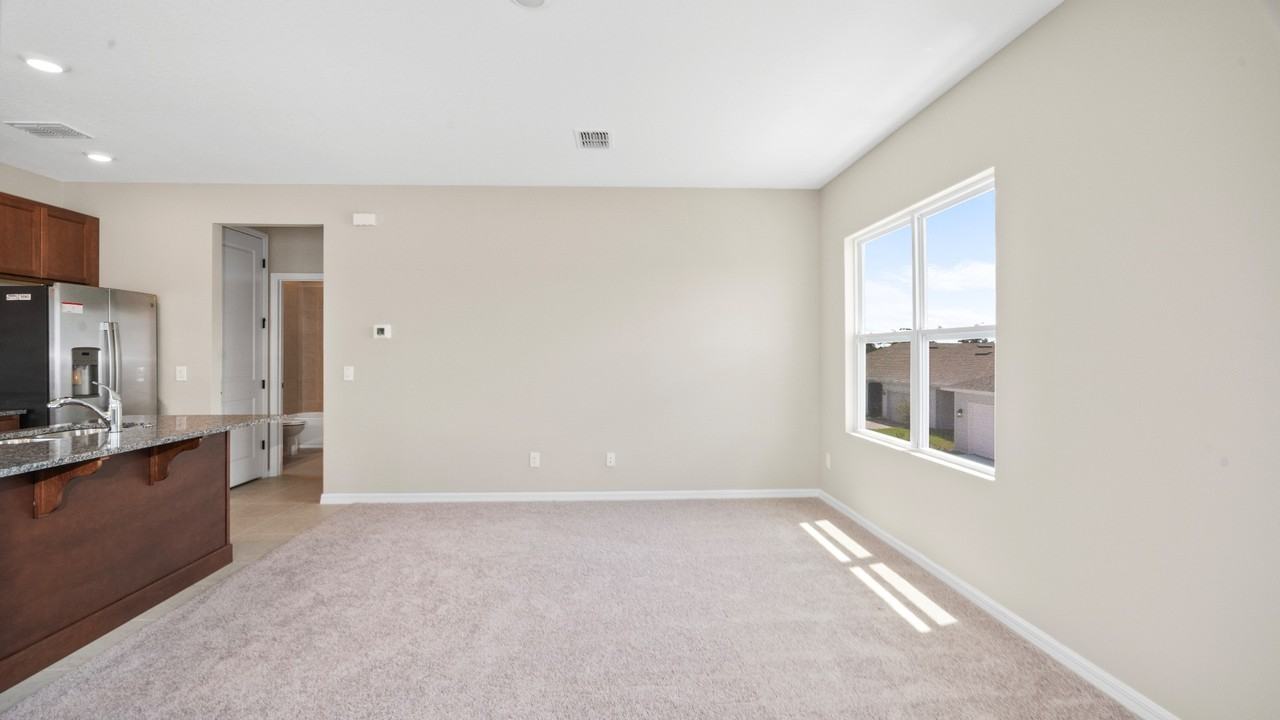 3131 Voyager Ave - Photo 3 of 9