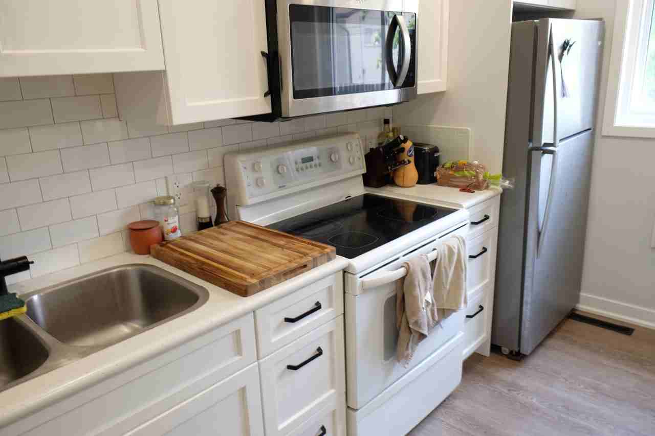 227 1/2 Bertrand Street - Photo 2 of 9