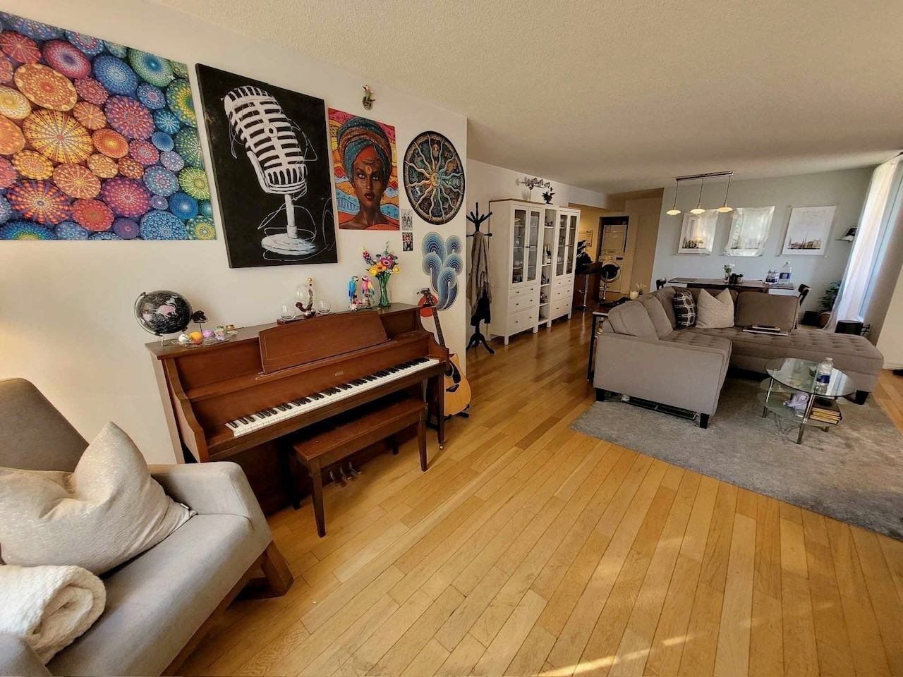 88 Rue Charlotte #204 - Photo 4 of 11