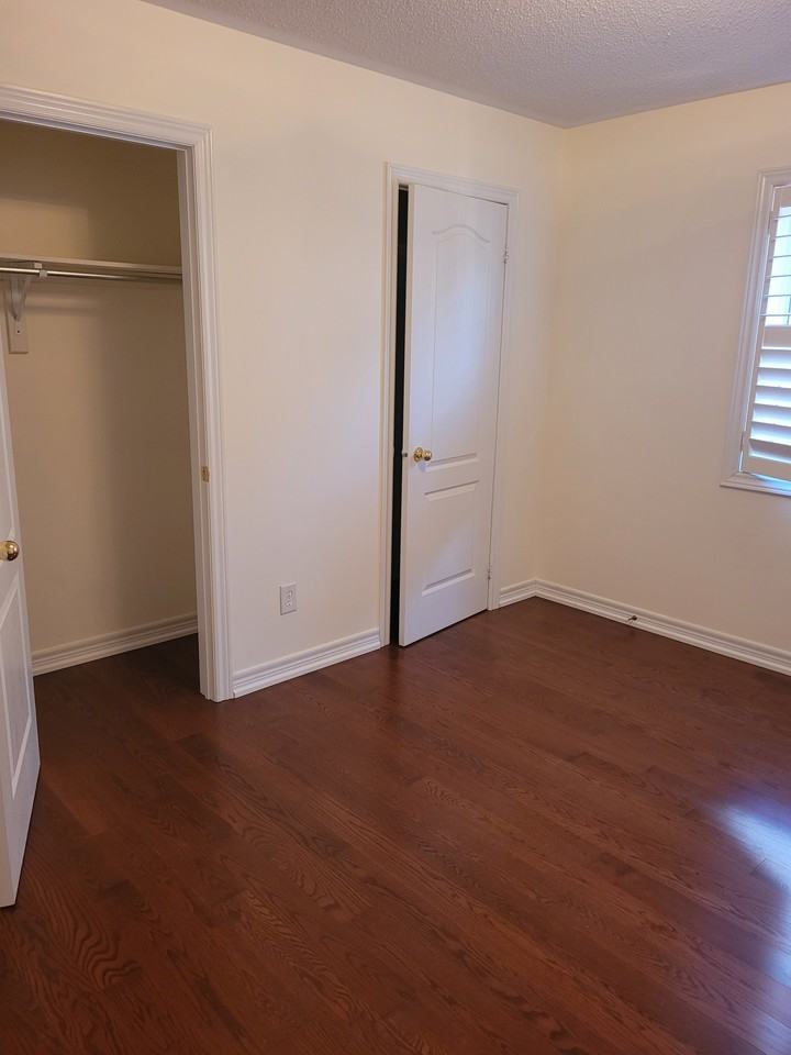 2238 Gladacres Lane - Photo 2 of 3