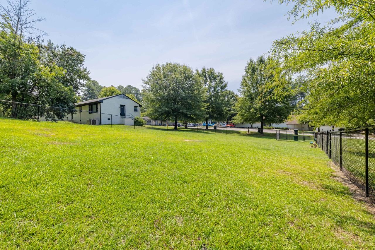 Walnut Creek Apartments - Photo 4 of 23