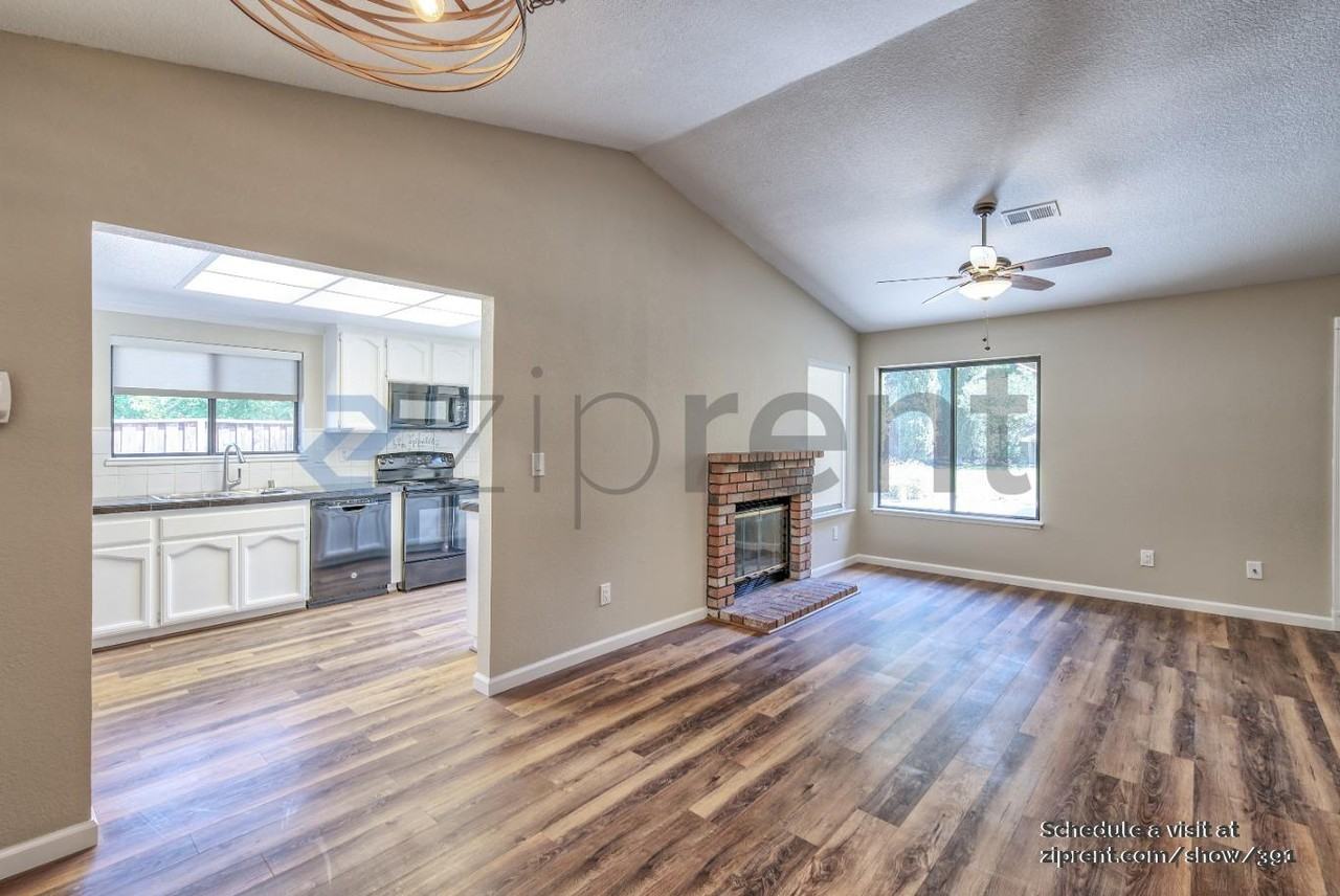 4105 Molera Ct - Photo 3 of 11