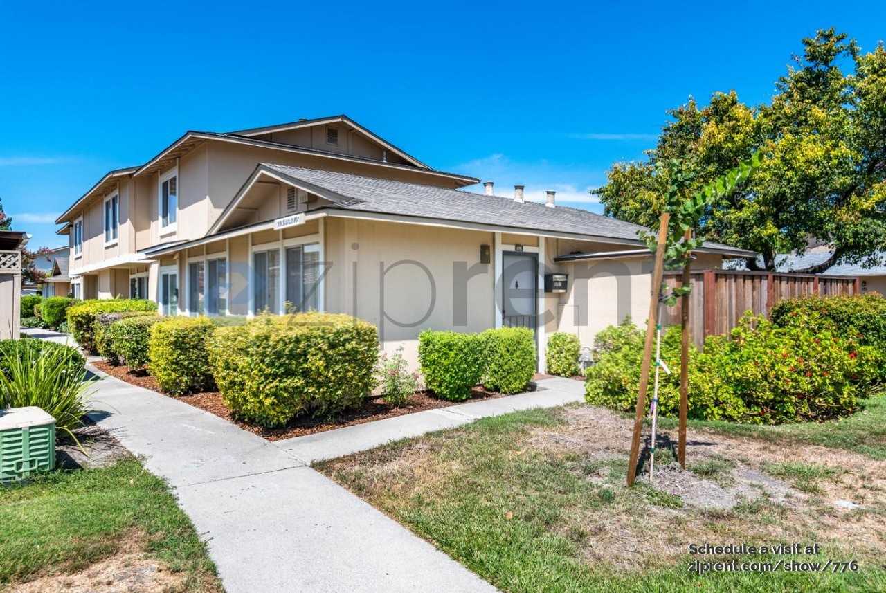 370 Don Basillo Way - Photo 2 of 12