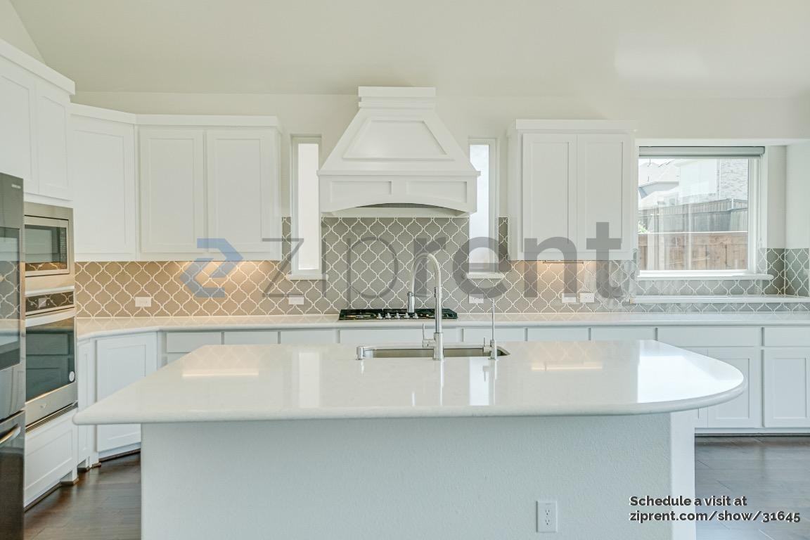 2901 Adon Springs Lane - Photo 4 of 33