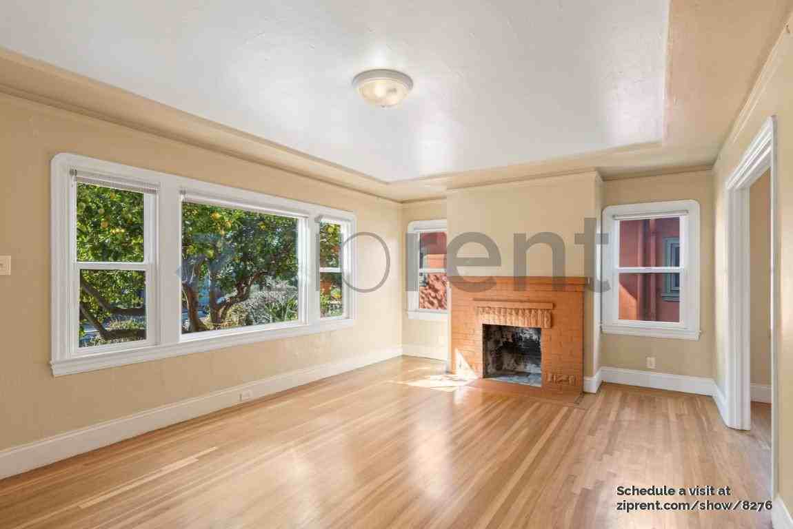 376 42nd St - Photo 4 of 17