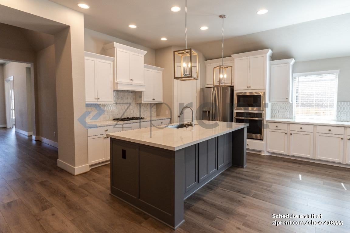 256 Eagle Ford Dr - Photo 3 of 26