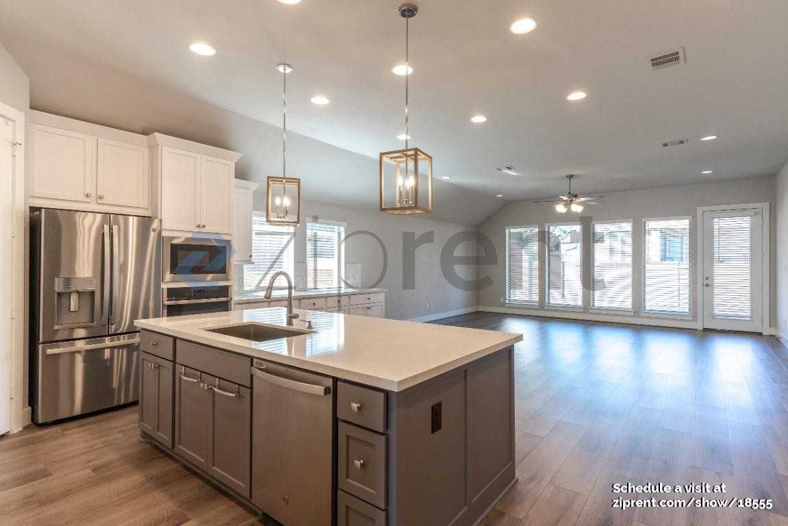 256 Eagle Ford Dr - Photo 7 of 26